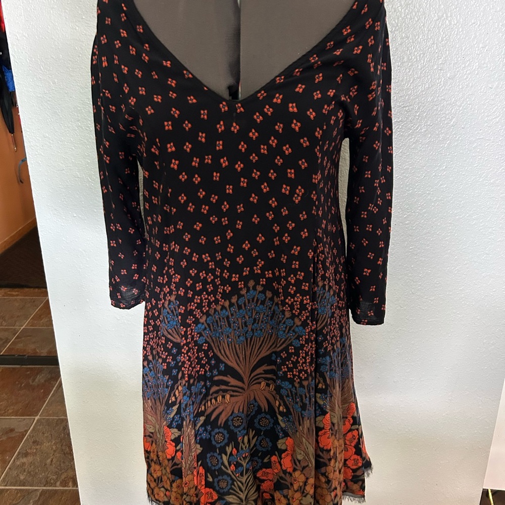 Ecote Black and Red Long Sleeve Sheath Dress